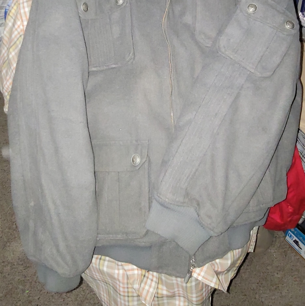 Winter coat - Picture 4 of 4